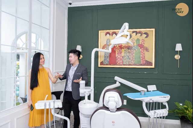 Viện nha khoa quốc tế Westway cung cấp các dịch vụ: Nha khoa tổng quát; Niềng răng thẩm mỹ; Làm răng sứ thẩm mỹ; Trồng răng Implant… Viện nha khoa quốc tế Westway cung cấp các dịch vụ: Nha khoa tổng quát; Niềng răng thẩm mỹ; Làm răng sứ thẩm mỹ; Trồng răng Implant…