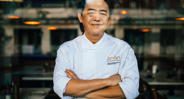 Đầu bếp Peter Cường Franklin - người đứng sau th&agrave;nh c&ocirc;ng của Anan Saigon
