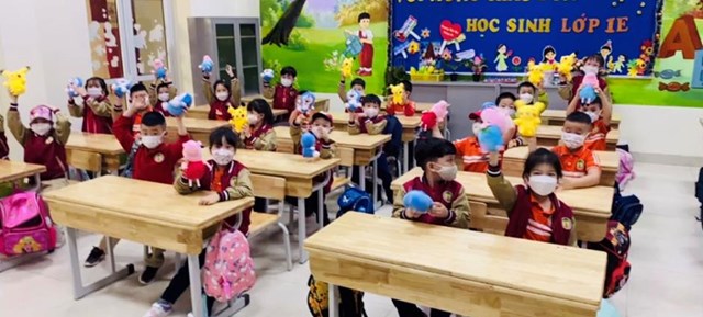Niềm vui h&#226;n hoan được trở lại trường của học sinh Tr&#224;ng An - Ảnh 2