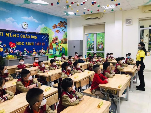 Ng&#224;y đầu ti&#234;n đến trường với nhiều trải nghiệm v&#224; đong đầy cảm x&#250;c của c&#225;c bạn học sinh khối 1 trường Tiểu học Tr&#224;ng An - Ảnh 20
