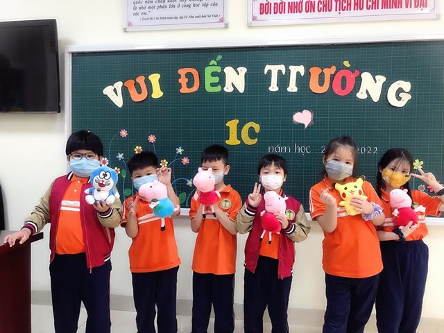 Ng&#224;y đầu ti&#234;n đến trường với nhiều trải nghiệm v&#224; đong đầy cảm x&#250;c của c&#225;c bạn học sinh khối 1 trường Tiểu học Tr&#224;ng An - Ảnh 25