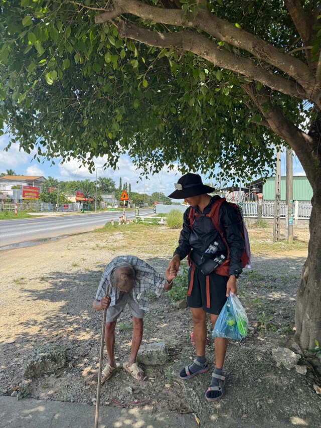 Qu&acirc;n DC cho đi v&agrave; cũng nhận được rất nhiều từ cuộc h&agrave;nh tr&igrave;nh &yacute; nghĩa n&agrave;y