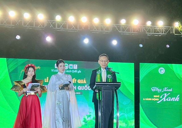 &Ocirc;ng WU JUNG PIN - Tổng Gi&aacute;m đốc C&ocirc;ng ty TNHH Cheng Loong B&igrave;nh Dương Paper x&uacute;c động chia sẻ