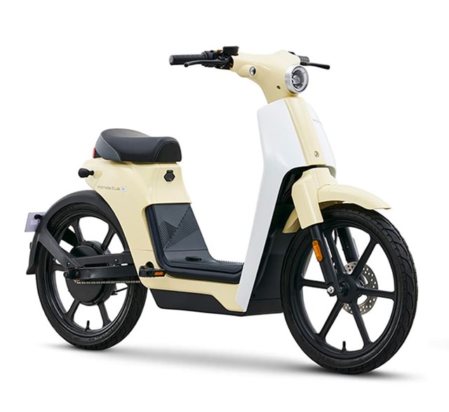Cub e:.