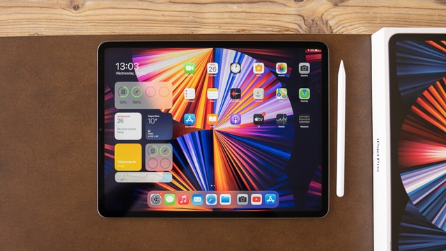Một chiếc iPad sử dụng m&agrave;n h&igrave;nh OLED đang l&agrave; điều được giới c&ocirc;ng nghệ mong chờ.