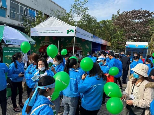FE CREDIT lan tỏa y&#234;u thương, sẻ chia Tết ấm với những ho&#224;n cảnh kh&#243; khăn - Ảnh 4