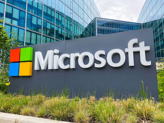 Microsoft c&#244;ng bố cắt giảm 10.000 nh&#226;n sự, giảm thiểu số lượng văn ph&#242;ng - Ảnh 1