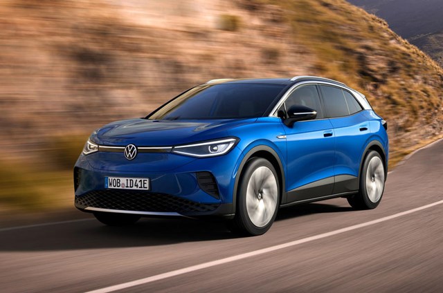 Tesla c&#249;ng Ford đua nhau giảm gi&#225;, Volkswagen n&#243;i kh&#244;ng - Ảnh 1