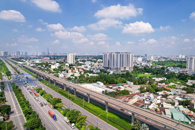 Gi&aacute; nh&agrave; tại TP.HCM ng&agrave;y c&agrave;ng tăng cao