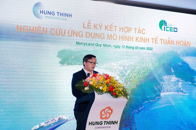 PGS.TS. Nguyễn Hồng Qu&acirc;n &ndash; Viện trưởng Viện Nghi&ecirc;n cứu Ph&aacute;t triển Kinh tế Tuần ho&agrave;n (ICED) cam kết nỗ lực c&ugrave;ng tham gia ph&aacute;t triển những giải ph&aacute;p d&agrave;i hạn hướng đến sự ph&aacute;t triển bền vững của MerryLand Quy Nhơn v&agrave; đ&oacute;ng g&oacute;p v&agrave;o kinh tế - x&atilde; hội địa phương. Ảnh: Tập đo&agrave;n Hưng Thịnh.&nbsp;