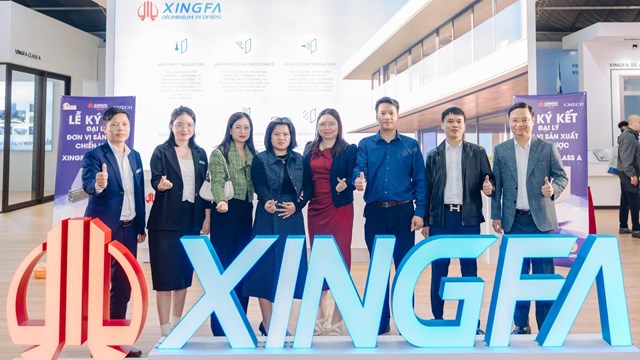 AseanWindow k&yacute; kết đại l&yacute; tại Vietbuild H&agrave; Nội