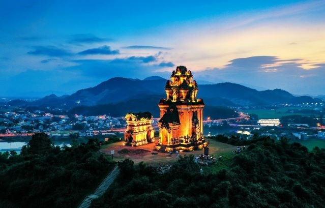 Quy Nhơn ng&#224;y mới - Ảnh 6