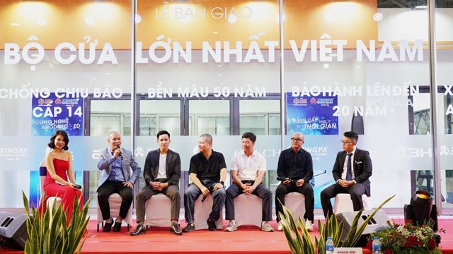 C&aacute;c chuy&ecirc;n gia thảo luận tại buổi Talkshow