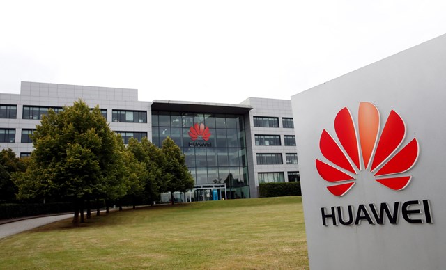 Anh &quot;đ&#243;ng sập c&#225;nh cửa 5G&quot; trước Huawei - Ảnh 1