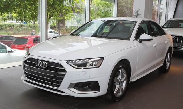 A4 2020 tại một đại l&yacute; Audi ở H&agrave; Nội. Ảnh:&nbsp;Lương Dũng