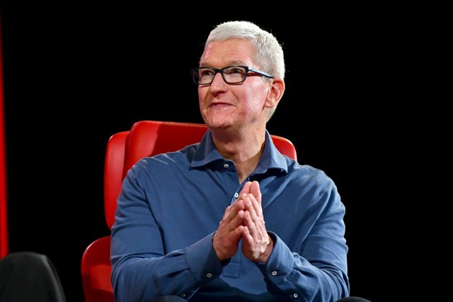 CEO Tim Cook.