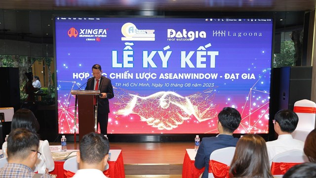 &Ocirc;ng Nguyễn Hữu Th&aacute;i &ndash; P. Tổng Gi&aacute;m Đốc Aseanwindow chia sẻ về hợp t&aacute;c chiến lược c&ugrave;ng Đạt Gia