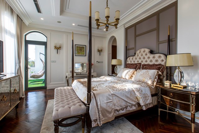 Vingroup đ&atilde; ti&ecirc;n phong kiến tạo phong c&aacute;ch sống Staycation tại c&aacute;c th&agrave;nh phố lớn ở Việt Nam, trong đ&oacute; Vinhomes Star City l&agrave; m&ocirc; h&igrave;nh đ&ocirc; thị nghỉ dưỡng đầu ti&ecirc;n tại Thanh H&oacute;a.