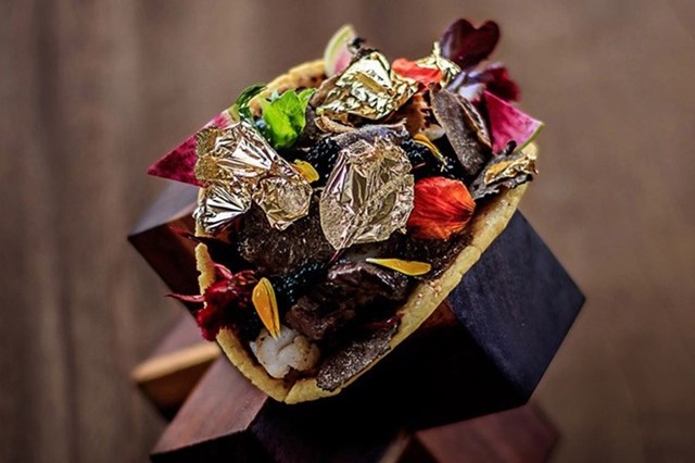 B&aacute;nh Tacos hảo hạng c&oacute; gi&aacute; tương đương 600 triệu đồng.