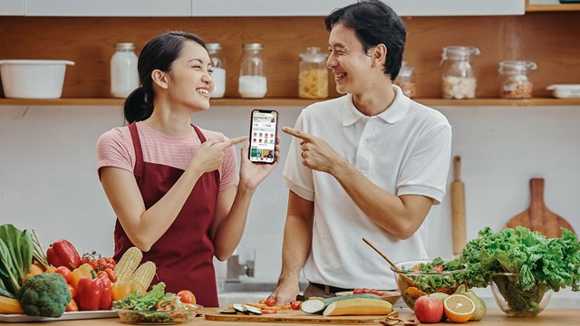 VinID l&agrave; nền tảng ti&ecirc;u d&ugrave;ng của h&agrave;ng triệu kh&aacute;ch h&agrave;ng, gi&uacute;p mua sắm an to&agrave;n trong dịch bệnh.