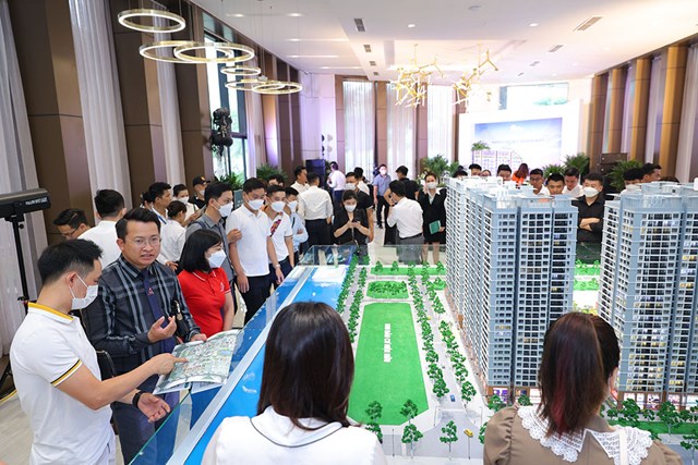 Ho&agrave;ng Mai l&agrave; một trong những khu vực thu h&uacute;t kh&aacute;ch h&agrave;ng nhất. (H&igrave;nh ảnh ghi nhận từ dự &aacute;n Hanoi Melody Residences tại T&acirc;y Nam Linh Đ&agrave;m &ndash; Ho&agrave;ng Mai)