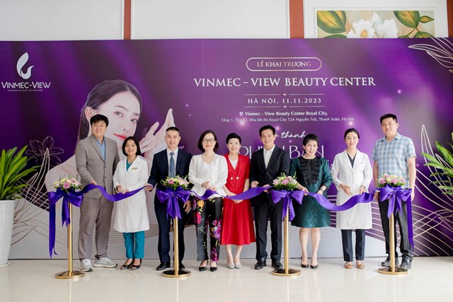 Ph&ograve;ng kh&aacute;m Thẩm mỹ Vinmec-View Beauty Center tại KĐT Royal City ch&iacute;nh thức khai trương v&agrave;o ng&agrave;y 11/11/2023