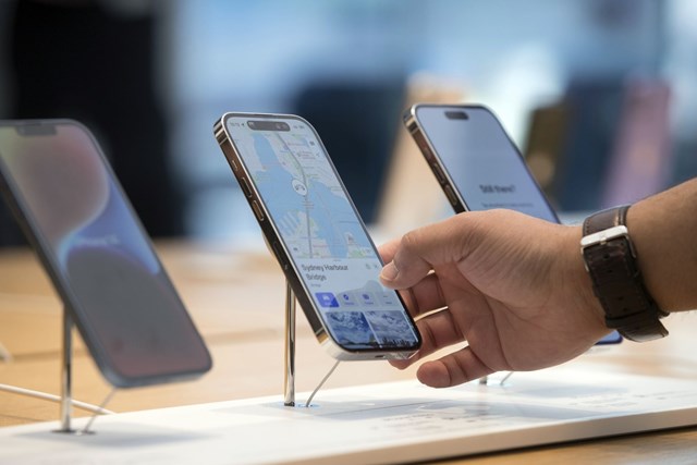 Thị trường smartphone chưa thể hồi phục trong năm tới - Ảnh 1